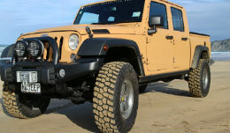 /i/images/RoadTests/Jeep/TNMay3_JeepBrute.jpg
