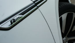 /i/images/RoadTests/Volkswagen/TNNov23_VWArteon.jpg